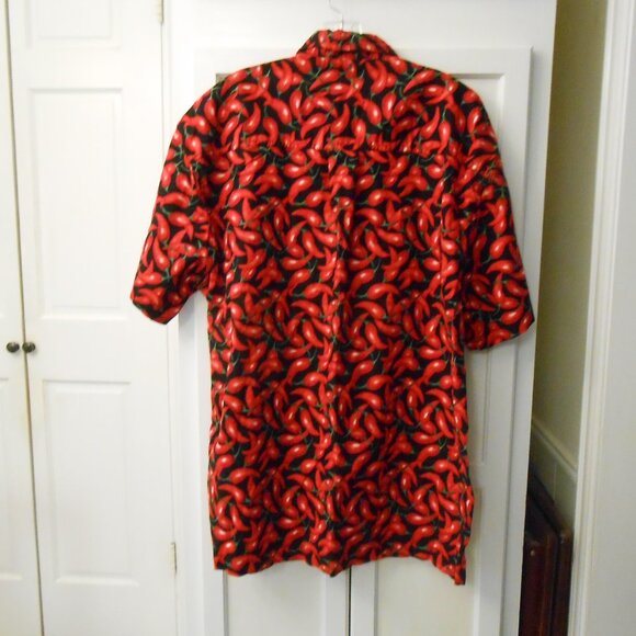 High Seas Trading Co. Chili Pepper Short-Sleeve Button Down Shirt - Picture 3 of 3